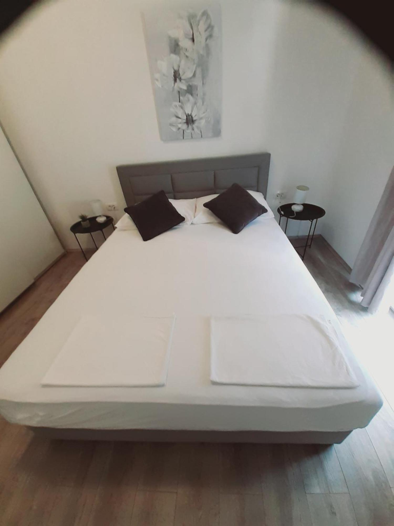 Tonka Apartments غراداك الغرفة الصورة
