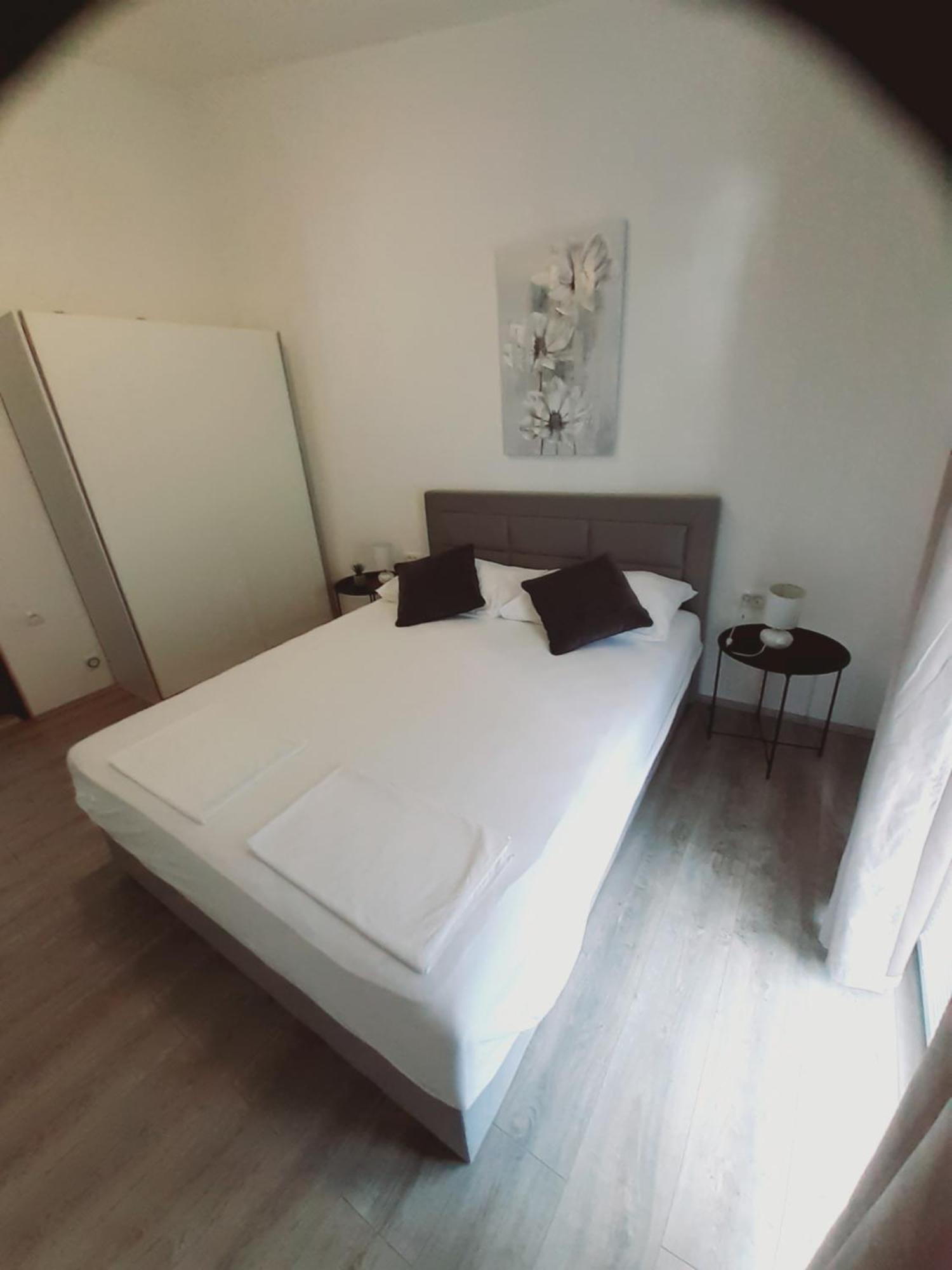Tonka Apartments غراداك الغرفة الصورة
