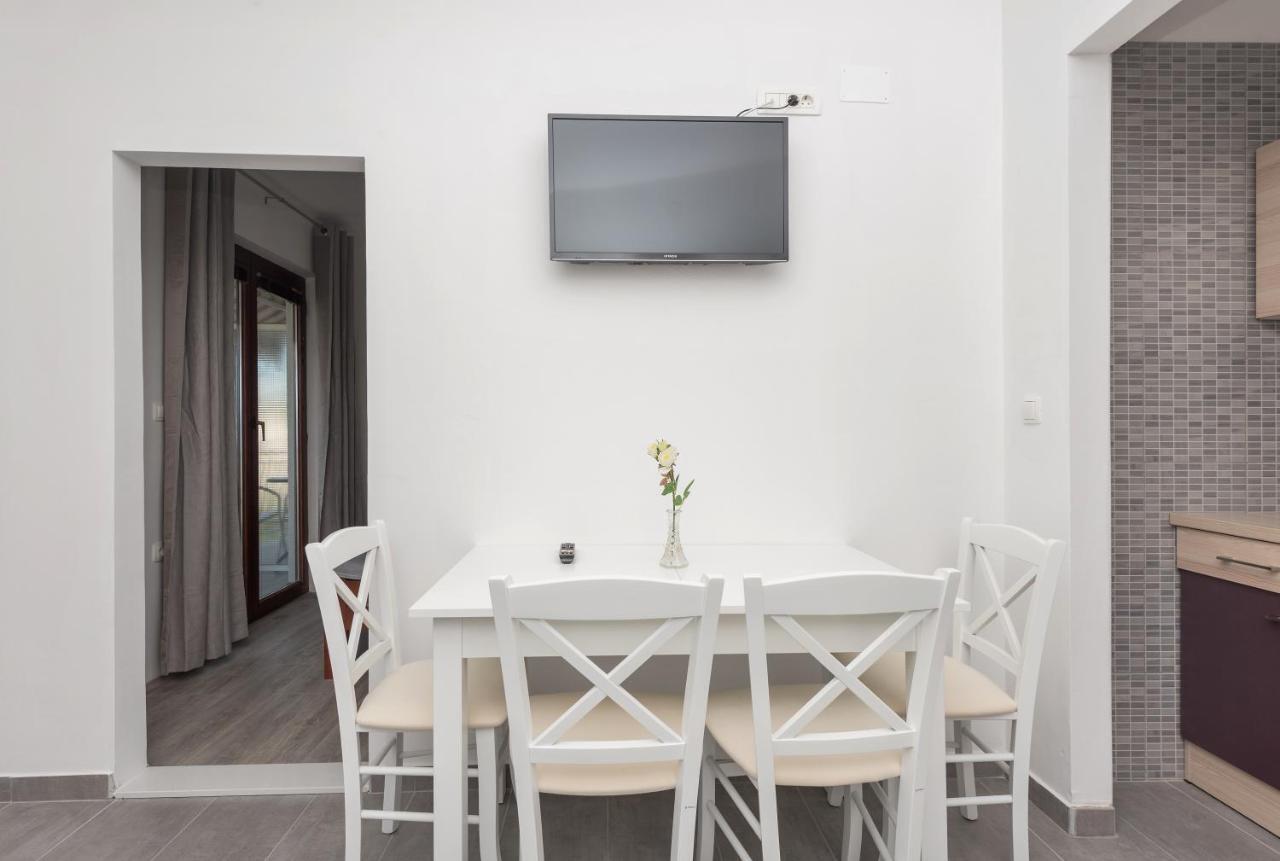 Tonka Apartments غراداك المظهر الخارجي الصورة