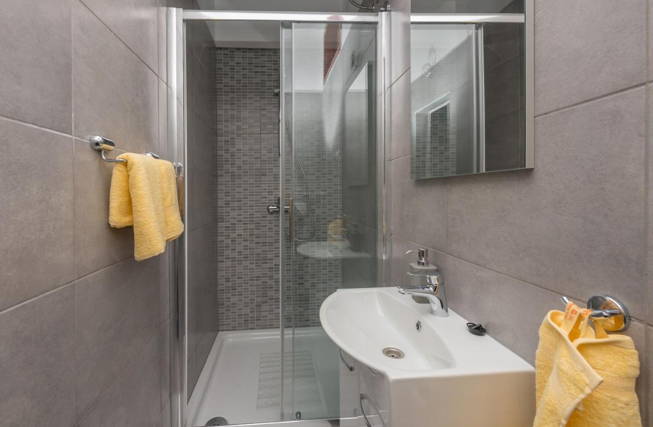 Tonka Apartments غراداك المظهر الخارجي الصورة